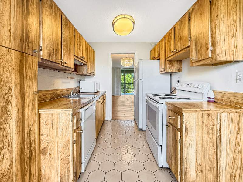 2 bedroom Condominium at 3070 NW 48th Terrace #414, Cypress Chase Condo No 5, Lauderdale Lakes — photo 5