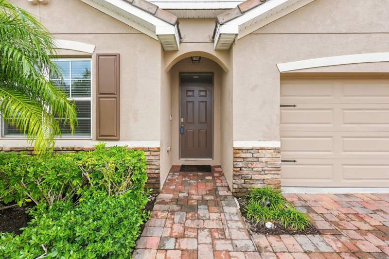 4 bedroom Single Family Residence at 10505 SW Toren Way, Tradition Plat No 20 - The Preserve - Phase 1, Port St. Lucie — photo 4