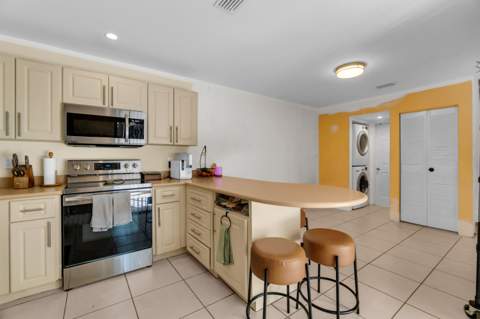 2517 NW 99th Avenue, Coral Springs FL - photo 11 of 34