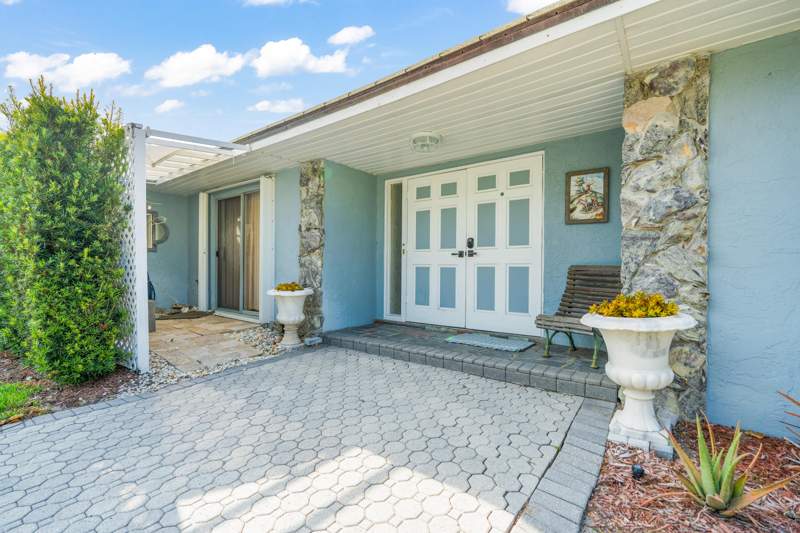 3 bedroom Single Family Residence at 8945 SE Harbor Island Way, The Soundings, Hobe Sound — photo 3