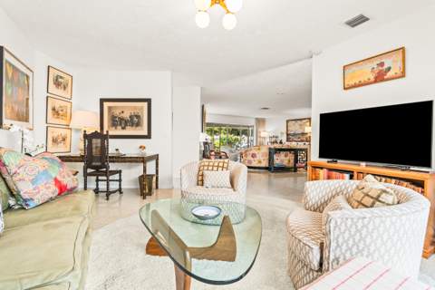 8945 SE Harbor Island Way, Hobe Sound FL - photo 10 of 45