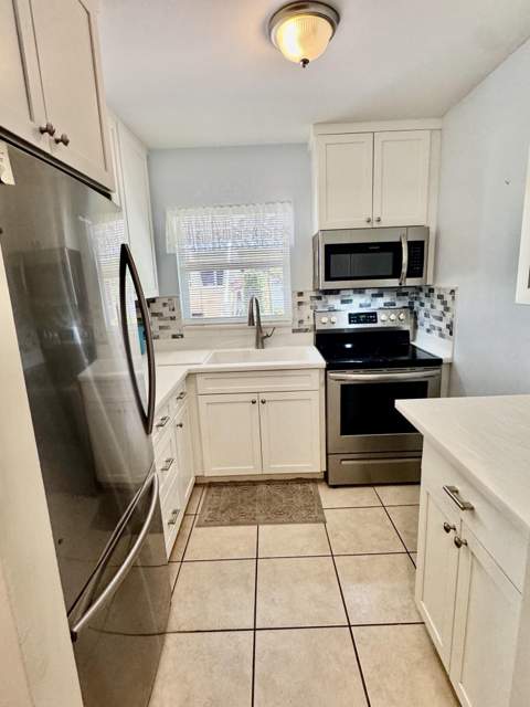 600 Snug Harbor Drive #A10, Boynton Beach FL - photo 15 of 52