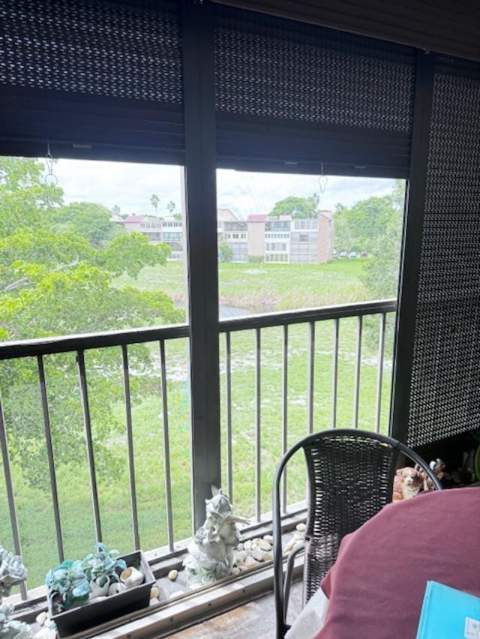 7320 Lake Cir Drive #407, Margate FL - photo 15 of 24