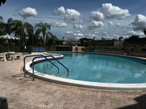 7320 Lake Cir Drive #407, Margate FL - photo 18 of 24