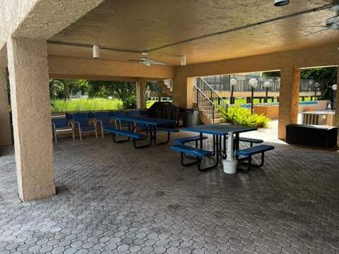 7320 Lake Cir Drive #407, Margate FL - photo 19 of 24