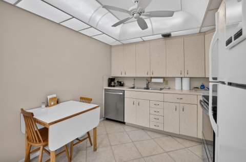 3018 Ainslie B, Boca Raton FL - photo 9 of 37