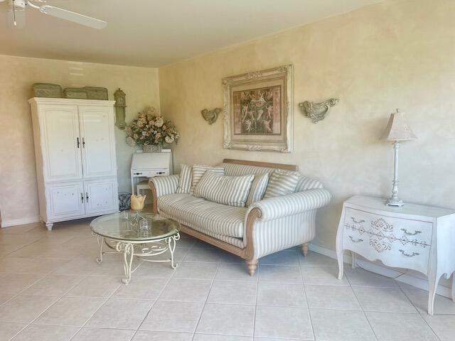1 bedroom Single Family Residence at 113 Lakes End Drive #Apt c, High Point Of Fort Pierce Condominium Section 1, Fort Pierce — photo 3