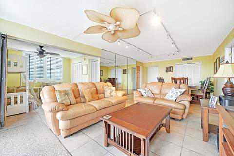 2000 S Ocean Boulevard #14L, Lauderdale-By-The-Sea FL - photo 11 of 37