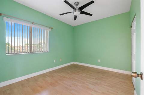 7765 Yardley Drive #403, Tamarac FL - photo 7 of 15