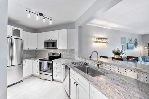 800 Uno Lago Drive #204, Juno Beach FL - photo 7 of 47