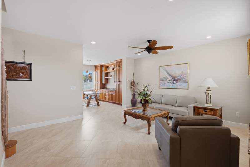 4 bedroom Single Family Residence at 10592 Plainview Circle, Port Cayman, Boca Raton — photo 5
