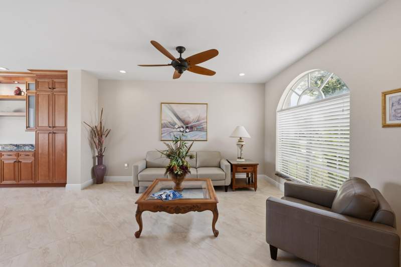 4 bedroom Single Family Residence at 10592 Plainview Circle, Port Cayman, Boca Raton — photo 4