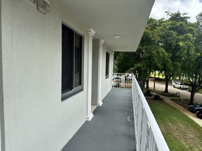 2 bedroom Condominium at 2761 Village Boulevard #306, Whitehall Village, West Palm Beach — photo 3