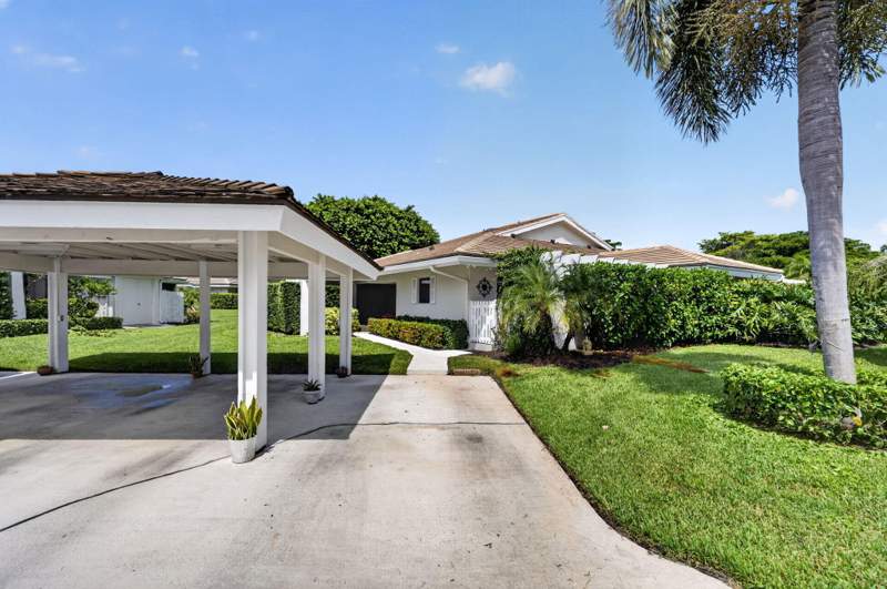 2 bedroom Villa at 3648 Freshwater Drive, Windward At Jonathans Landing, Jupiter — photo 5