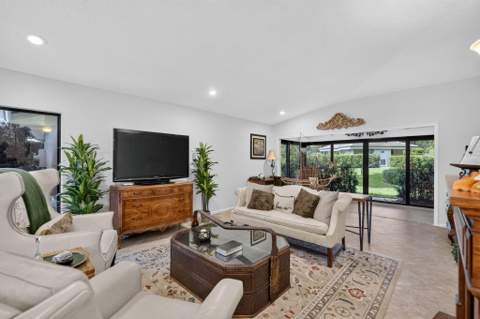 3648 Freshwater Drive, Jupiter FL - photo 13 of 88