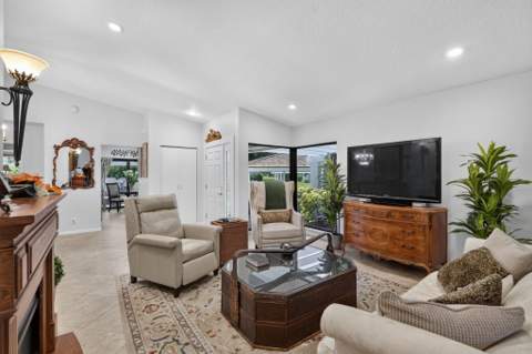 3648 Freshwater Drive, Jupiter FL - photo 18 of 88