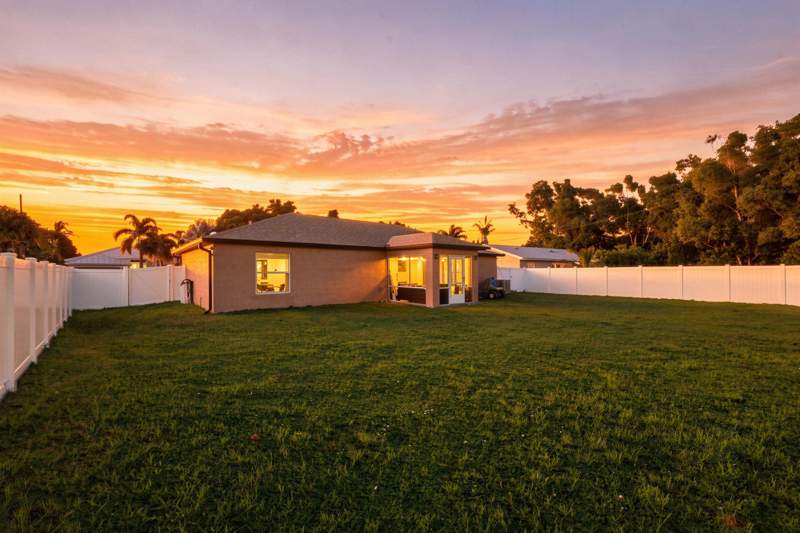 3 bedroom Single Family Residence at 2233 SE West Blackwell Drive, Port St Lucie Sec 40, Port St. Lucie — photo 3
