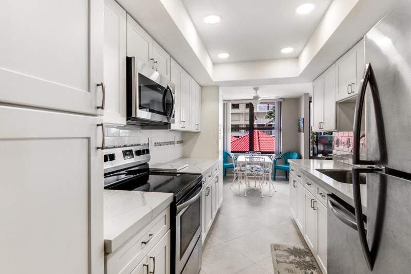 2 bedroom Condominium at 5480 N Ocean Drive #A1D, Dunes Towers Condo, Singer Island — photo 4