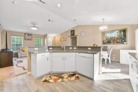 2233 SE West Blackwell Drive, Port St. Lucie FL - photo 18 of 58