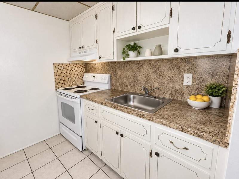 1 bedroom Condominium at 2838 Madison Street #11, Malibu Gardens Condo, Hollywood — photo 3