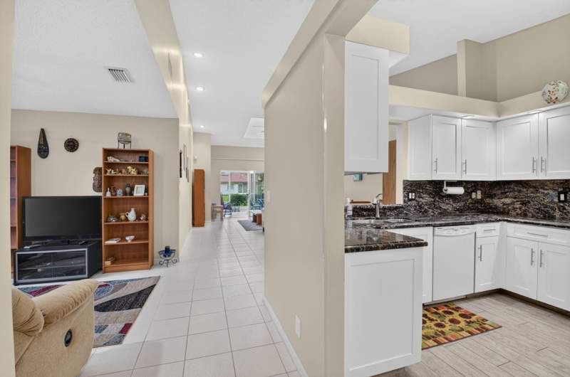 2 bedroom Villa at 6367 Pointe Pleasant Circle, Huntington Pointe, Delray Beach — photo 4