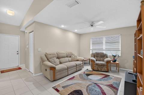 6367 Pointe Pleasant Circle, Delray Beach FL - photo 6 of 65