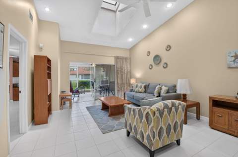 6367 Pointe Pleasant Circle, Delray Beach FL - photo 8 of 65