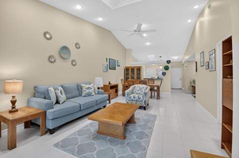 6367 Pointe Pleasant Circle, Delray Beach FL - photo 10 of 65