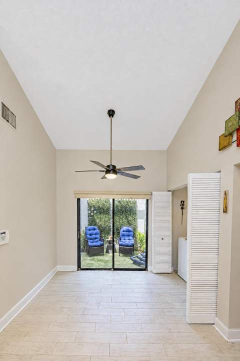 980 Rainberry Lake Drive, Delray Beach FL - photo 7 of 35