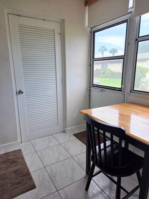 2867 Ashley Drive #C, West Palm Beach FL - photo 24 of 28