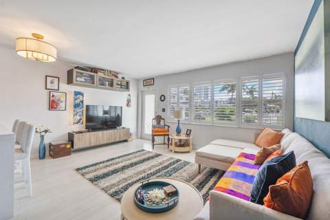 3216 SE 12th Street #10, Pompano Beach FL - photo 7 of 34