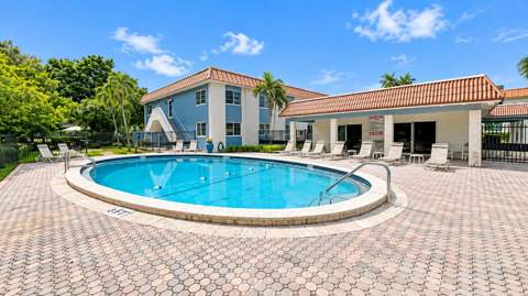 1950 N Andrews Avenue #d109, Wilton Manors FL - photo 13 of 18