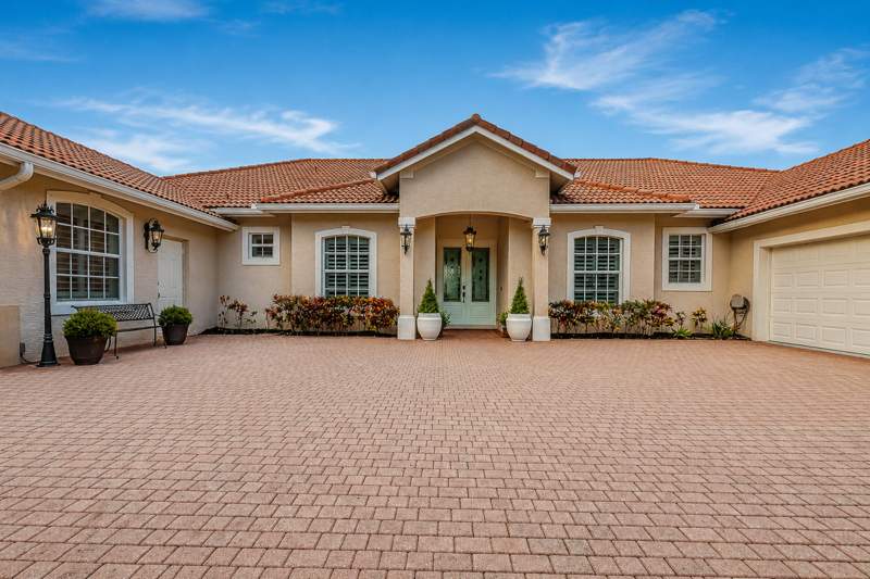 4 bedroom Single Family Residence at 1422 SW Osprey Cove, Country Club Estates Parcel 8 Phase 2, Port St. Lucie — photo 5