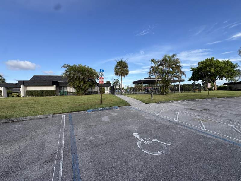 2 bedroom Single Family Residence at 5603 White Cedar Lane, Woodlands Sec Seven, Tamarac — photo 3