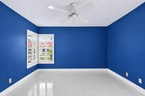 8261 Lake Cypress Road, Lake Worth FL - photo 15 of 26
