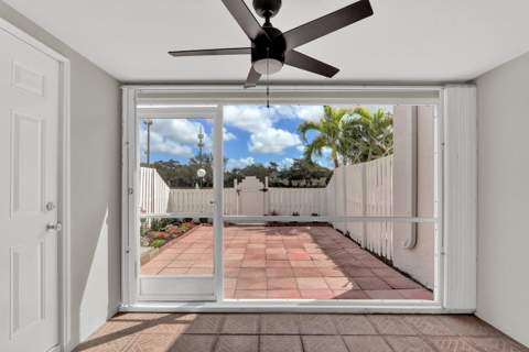 234 Foxtail Drive #E, Greenacres FL - photo 8 of 33