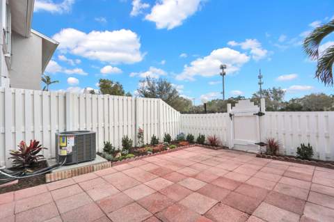 234 Foxtail Drive #E, Greenacres FL - photo 9 of 33