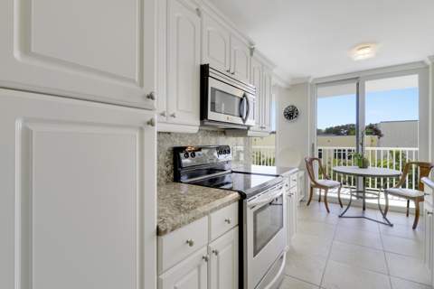1801 S Flagler Drive #301, West Palm Beach FL - photo 16 of 56