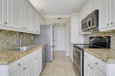 1801 S Flagler Drive #301, West Palm Beach FL - photo 17 of 56