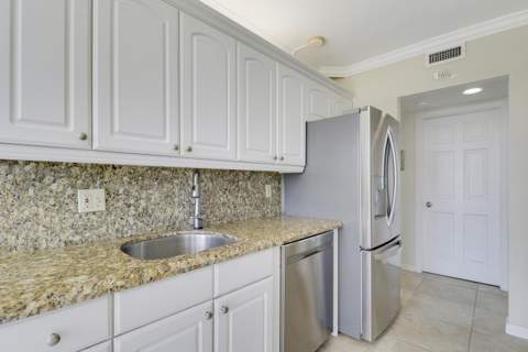 1801 S Flagler Drive #301, West Palm Beach FL - photo 18 of 56