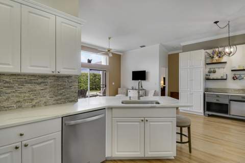 6275 Lucerne Street, Jupiter FL - photo 11 of 41