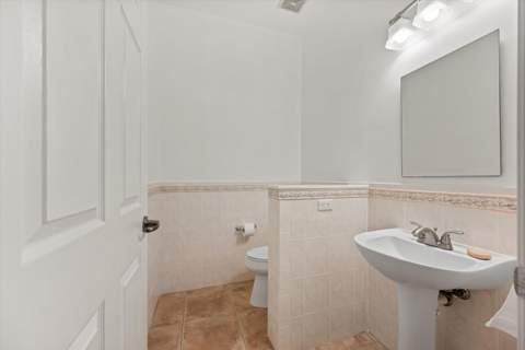 1211 Singer Drive, Singer Island FL - photo 16 of 40