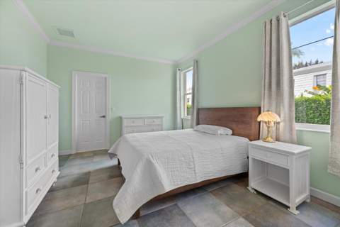 1211 Singer Drive, Singer Island FL - photo 23 of 40