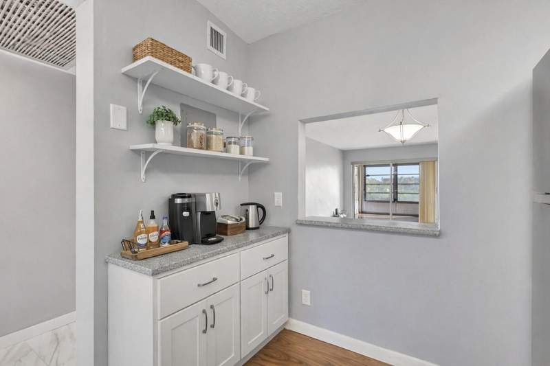 2 bedroom Condominium at 9300 SW 8th Street #303, Isle Of Sandalfoot Condo, Boca Raton — photo 3