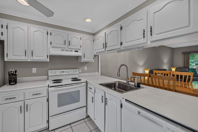 2 bedroom Condominium at 1205 Bahama Bend #F1, Bahama Village Condo, Coconut Creek — photo 2