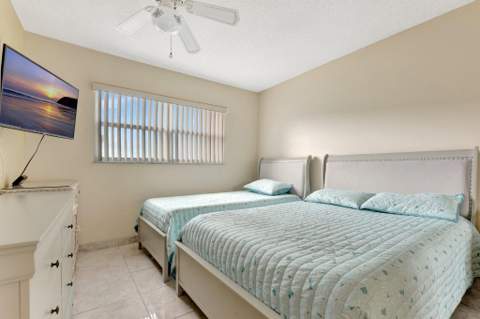 806 SE 7th Street #201, Deerfield Beach FL - photo 15 of 23