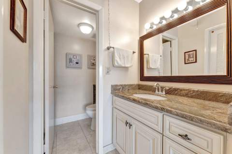 806 SE 7th Street #201, Deerfield Beach FL - photo 19 of 23