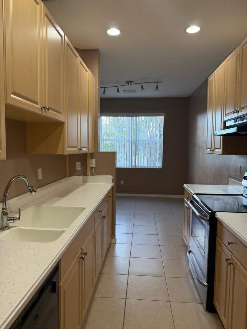 2 bedroom Townhouse at 1510 Seminole Palms Drive, Seminole Palms, Greenacres — photo 5