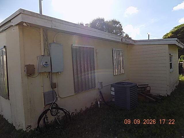 3 bedroom Single Family Residence at 3900 Orange Street, San Castle 1st And 2nd Adds, Lantana — photo 5