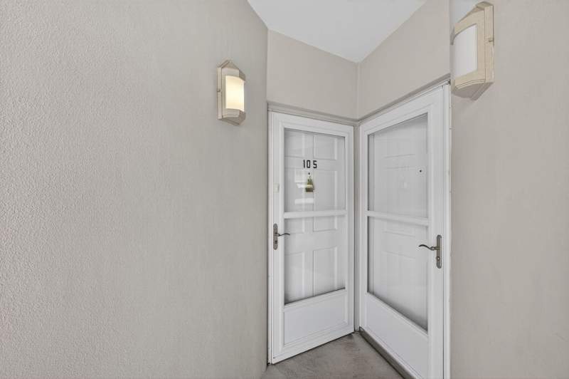2 bedroom Condominium at 755 Saturn Street #C105, Jupiter Inlet Condo, Jupiter — photo 3